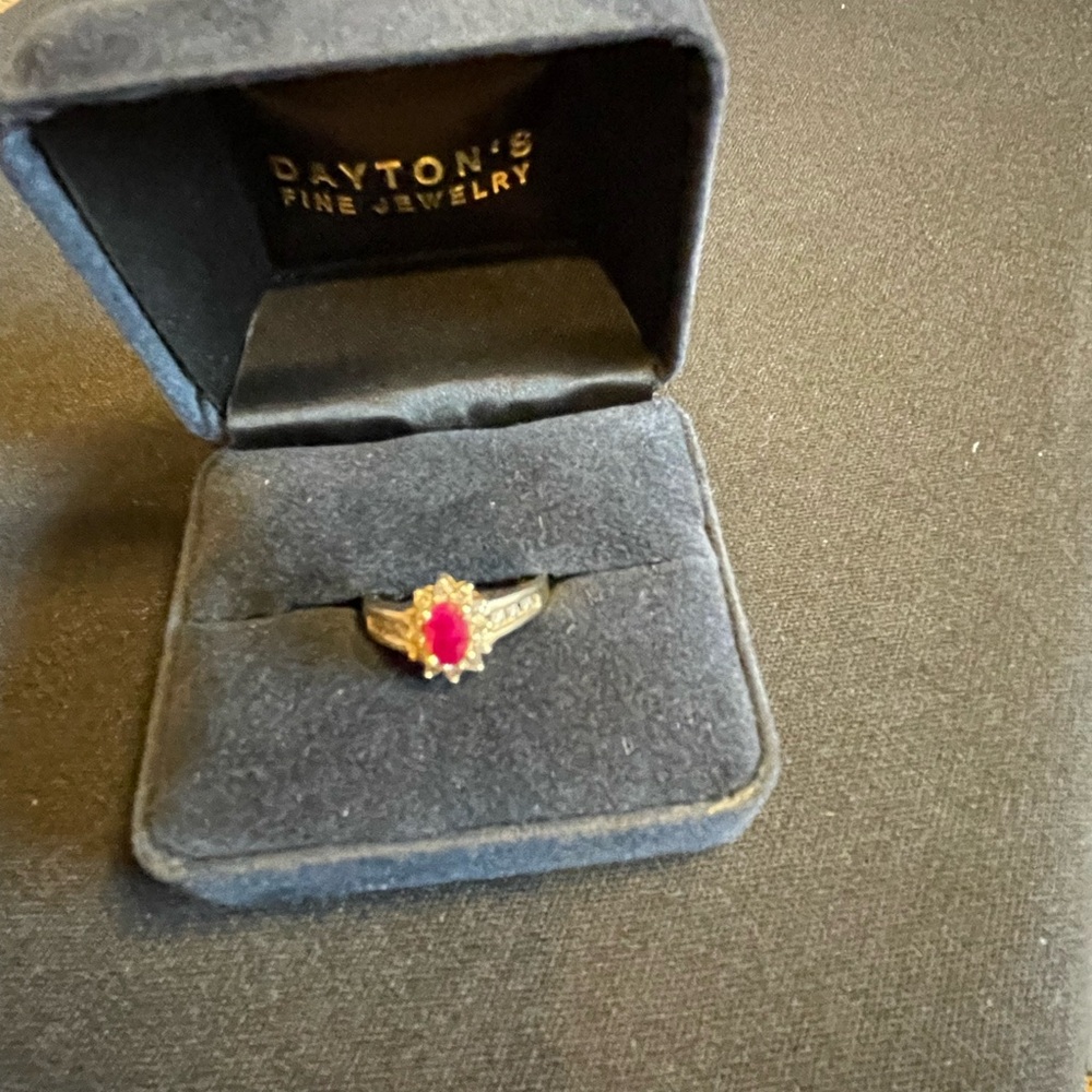 Dayton's Fine Jewelry Ring with Ruby Gemstone and diamond around. Size 7